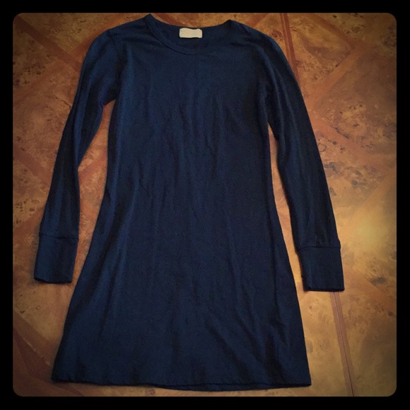 Vintage Havana Tops - Havana black long sleeve longer length tshirt
